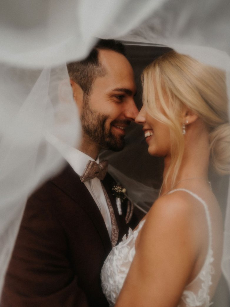Pärchenfotos am Hochzeitstag